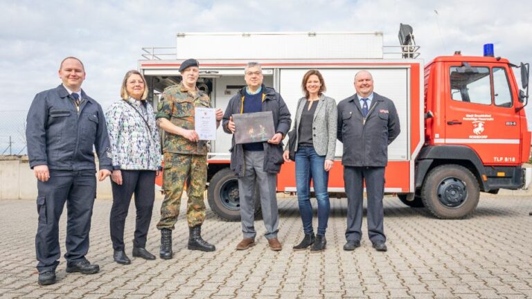Ausgedientes Feuerwehrfahrzeug Aus Roßdorf An Ukraine Gespendet