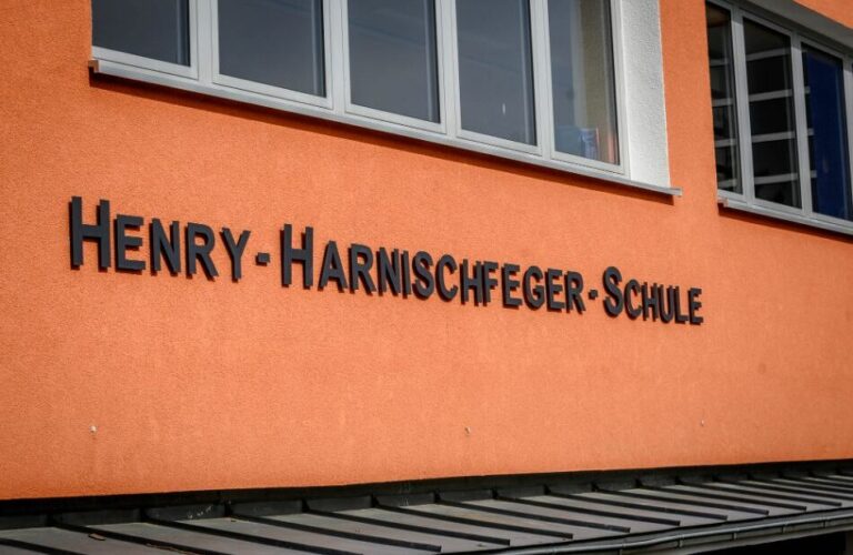 Bad Soden-Salmünster Nachrichten 12 “Tag Der Offenen Tür“ An Der Henry-Harnischfeger-Schule