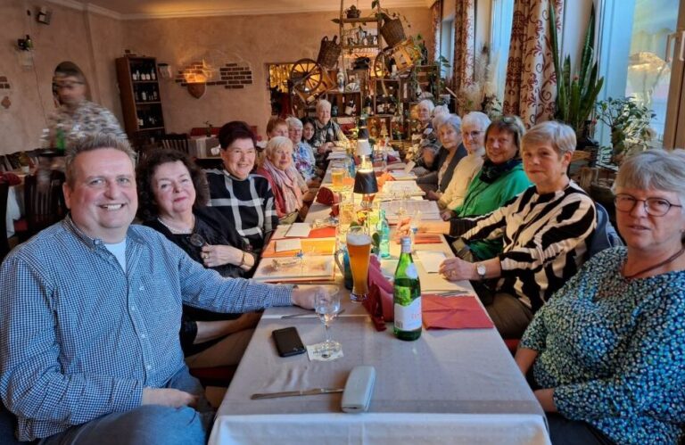 Anlässlich Weltfrauentag – 11 Jahre Seniorenmittagstisch & Dankeschön-Essen Fürs Ehrenamt