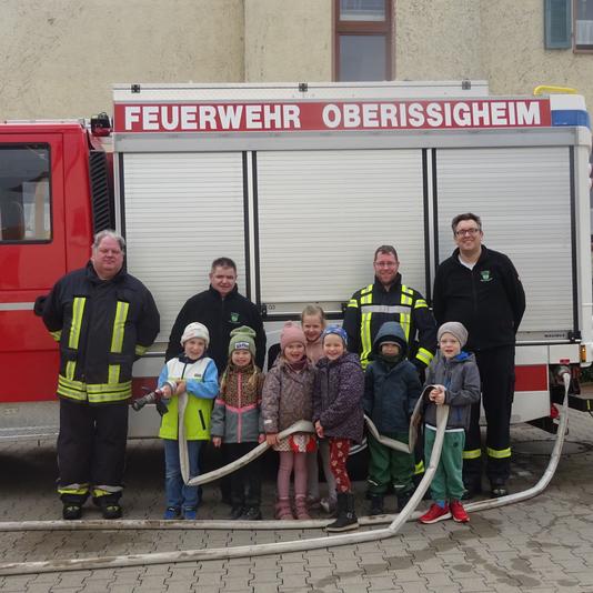 Vorschulkinder Besuchen Die Feuerwehr Oberissigheim
