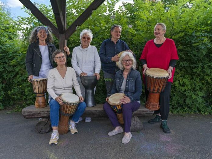 Musikalischer Flohmarkt mit dem Percusion-Ensemble DRUM'RUM und zahlreichen Gästen