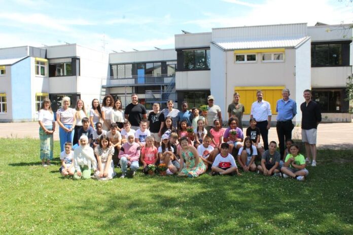 Deutschsommer in Maintal hat begonnen: Kinder aus fünf Grundschulen dabei