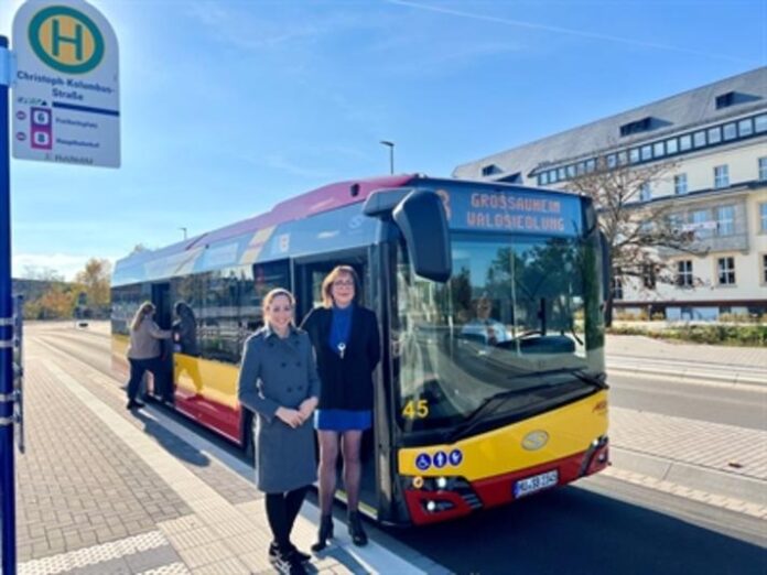 Verbesserte Anbindung für den Pioneer Park: Buslinie 8 bedient ab sofort drei neue Haltestellen