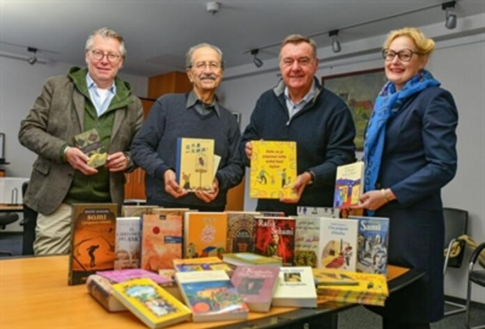 Bücher in 28 Sprachen für Hanau