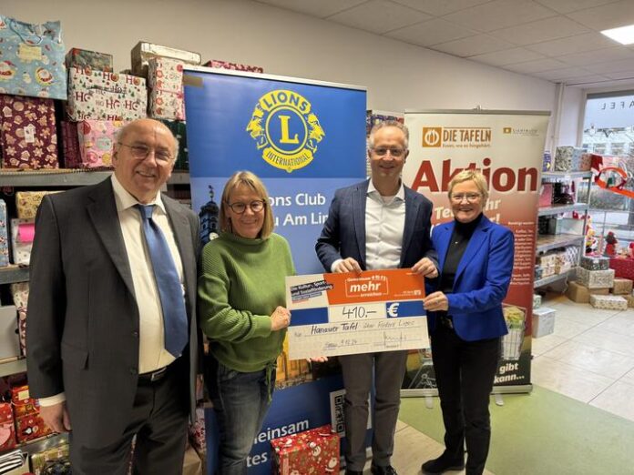 Weihnachtliche Spende an die Hanauer Tafel - Kasseckert übergibt Scheck an den Lions Club