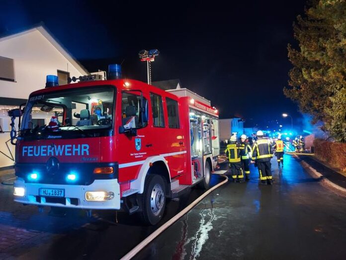 Neujahrsnacht beschäftigte die Feuerwehr mit vier Einsätzen