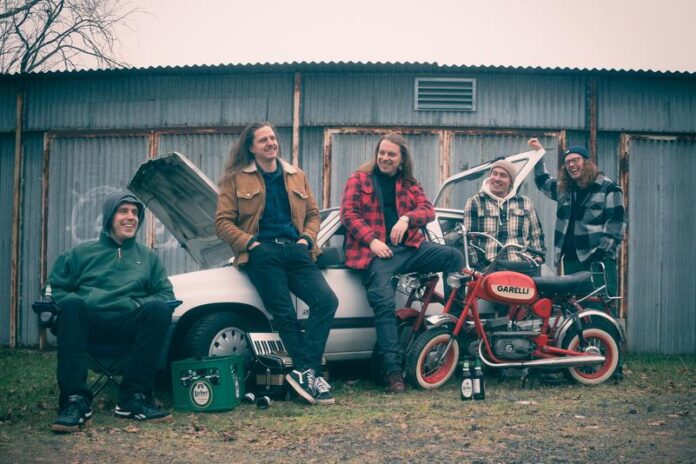 Gelnhäuser Band DOPPELBOCK komponiert Einlaufsong für den TVG