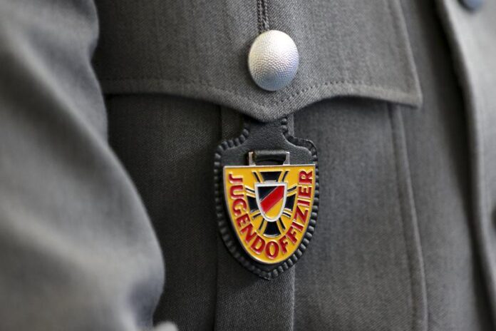 Bundeswehr-Offizier spricht in Wächtersbach über Landesverteidigung auf kommunaler Ebene