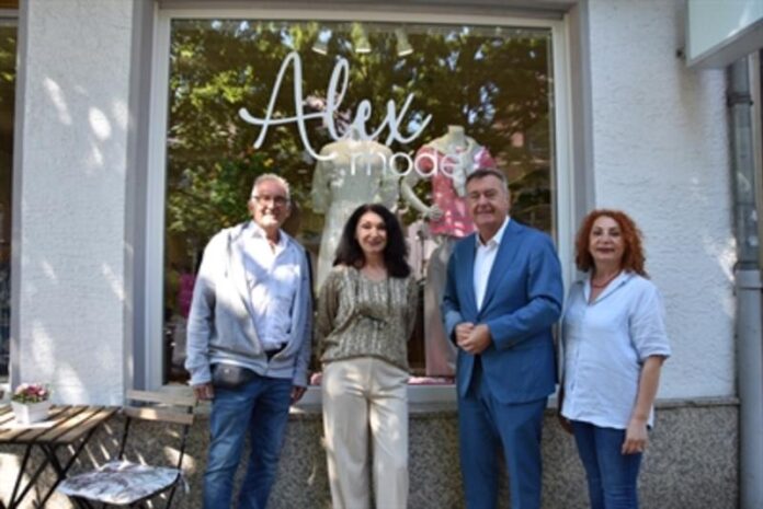 Stilvolle Damenbekleidung bei Alex Mode