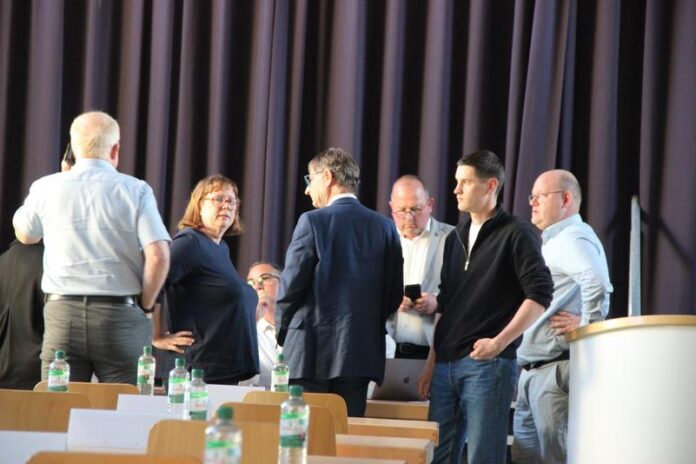 Verspätet eingebrachte Haushaltsdaten führen zum Abbruch der Stadtverordnetenversammlung durch die CDU-Fraktion