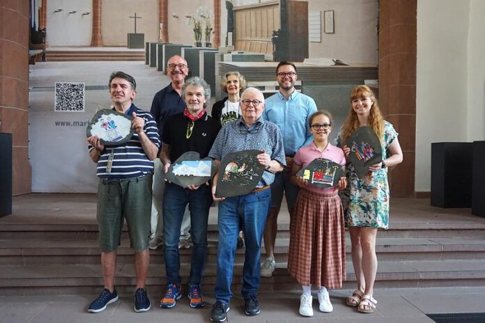 Farbenfrohes Finale – Ausstellung „Heimat Hanau“ mit Prämierung der schönsten Dachschiefer beendet
