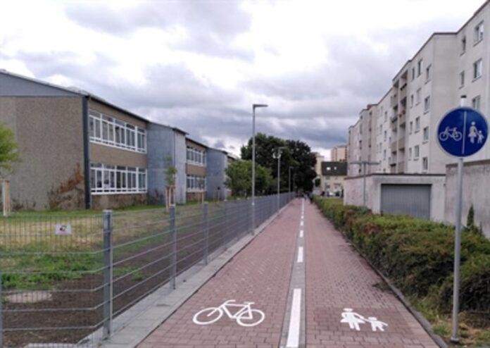 Mehr Sicherheit auf dem Weg zum Schulzentrum Bischofsheim