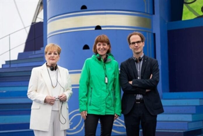 Staatsministerin Heike Hofmann zu Besuch bei den Brüder Grimm Festspielen Hanau