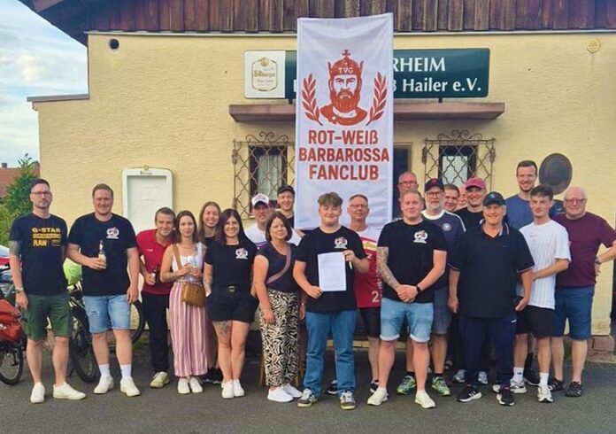 Fanclub Rot-Weiß Barbarossa startet durch: Pläne, Euphorie und eine klare Vision