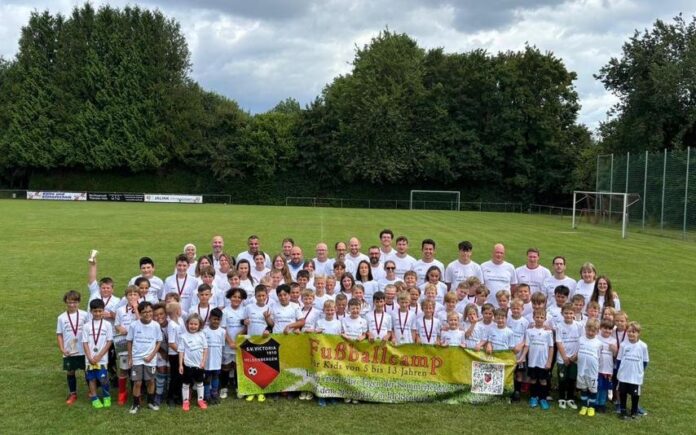 Victoria-Fußballcamp zum Ferienstart