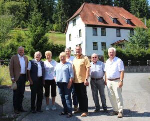 mdb bernd rützel (spd) auf sommertour zu besuch in emmerichsthal