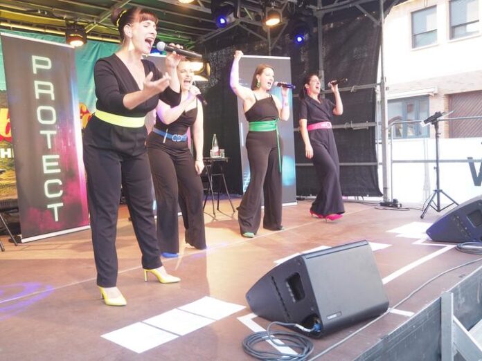 Große Show beim Markplatzspektakel