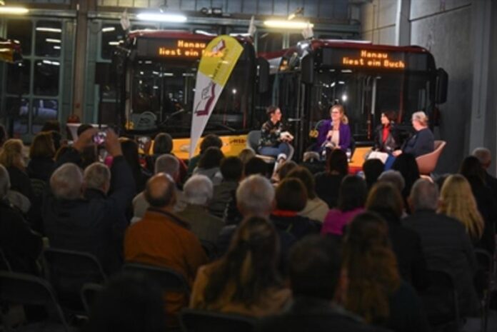 Hanau sucht ein Buch!