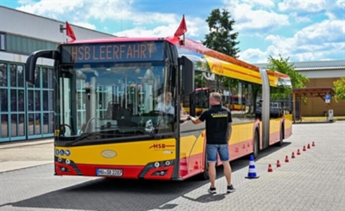 Professionelle Schulungen für Hanauer Busfahrerinnen und Busfahrer: Für mehr Sicherheit am Steuer