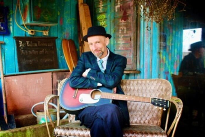 Reverend Schulzz feiert 40 Jahre Musikkarriere und 60. Geburtstag