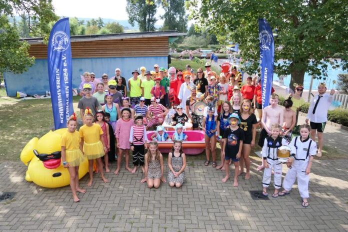 Auf die Plätze, Wannen, los! – Zweites Badewannenrennen begeistert Gelnhausen