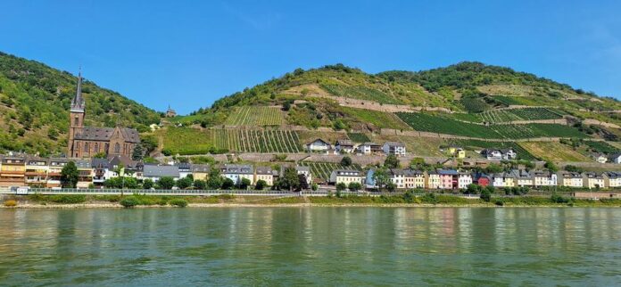 Rheinromantik pur – Senioren-Union Nidderau unterwegs an Loreley & Burgen