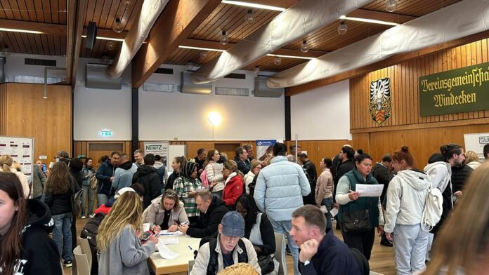 Meet Match Work in Nidderau: Ein voller Saal, viele Gespräche und neue Chancen in Nidderau
