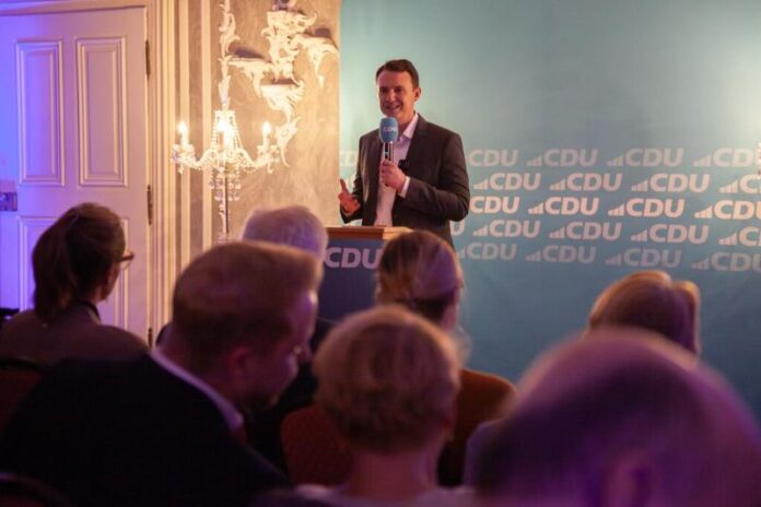 2025-10-24-Berliner-Abend1-1024x683-b550d8c4c9b2aa8247e8c516f9891bd6 Reddig berichtet aus erster Hand über bundespolitische Themen