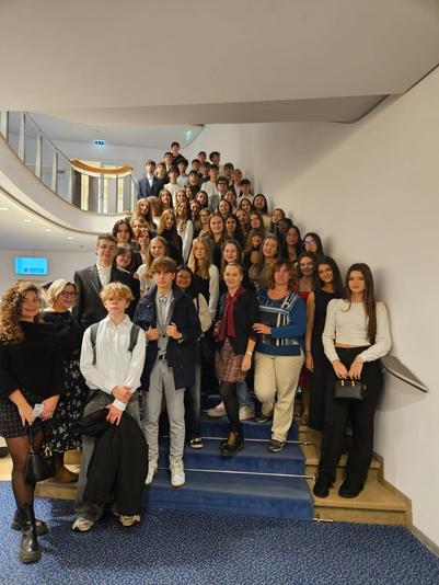 2025Italienbesuch-6fc070fef630c35714875ef8e0ce9a98 Italienischer Besuch an der Kopernikusschule: Kultur, Oper und ein bisschen „Struwwelpeter“