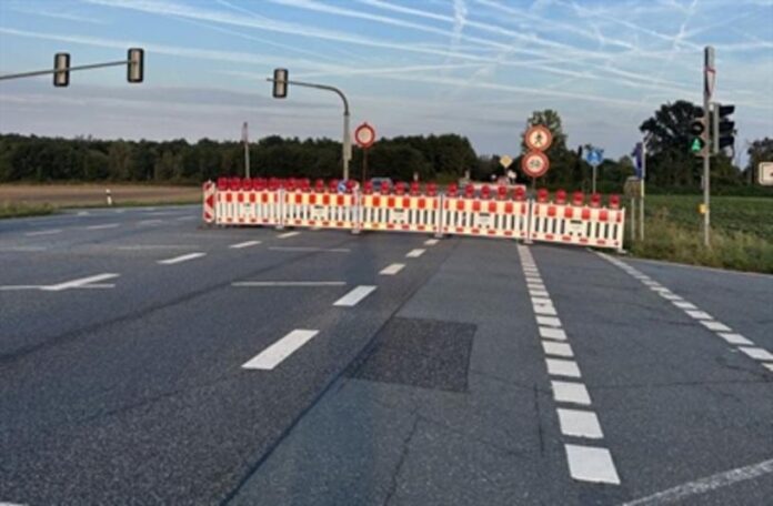 308696V-4fcca5b33a128bdf7dae0552aacfbbee Verkehrseinschränkungen durch Schwertransport