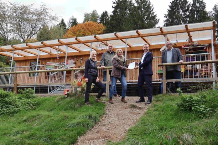 353-Foerderung-Waldkita-Orber-Fuechse-9982b7fe4600a2509db0190eff02d791 Waldkita „Orber Füchse“ wird bei Anschaffung eines zweiten Bauwagens mit 50.000 Euro unterstützt