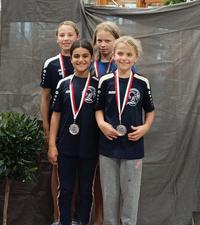 jugend e rim ascour l.u. anna hock r.u. ida kaminski l.o. elin h 5ed50c215c4bcc5546682eeb576d810e