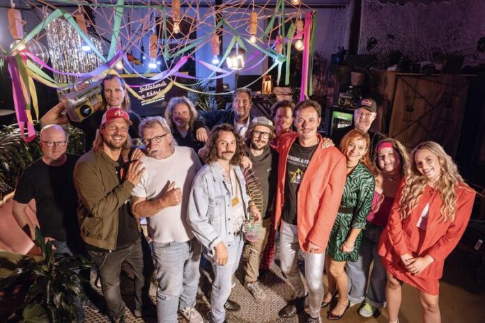 Late-night-saarb4-boyham-photography-9198a49802822fbb6e04977e76e197b0 Schulterpolster, NDW, Apfelkorn und die Mambo Kingx