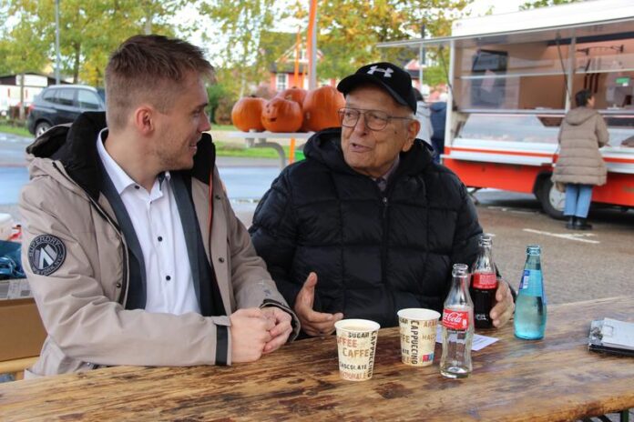 Der Langenselbolder Wochenmarkt hübscht sich auf Langenselbold. Es ist wieder Markttag in Langenselbold! Jeden Donnerstag im Brühlweg auf dem Parkplatz an der Gründauhalle von 8 bi
