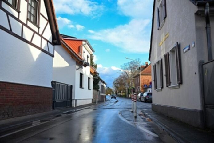 Verkehrsversuch soll Durchgangsverkehr in Klein-Auheim spürbar reduzieren