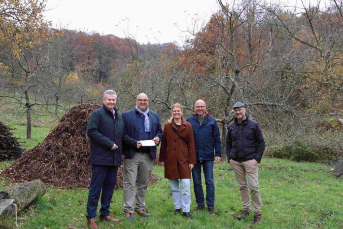 Landschaftspflegeverband erhält Zuschuss in Höhe von 6000 Euro für sein Bemühen um Artenvielfalt