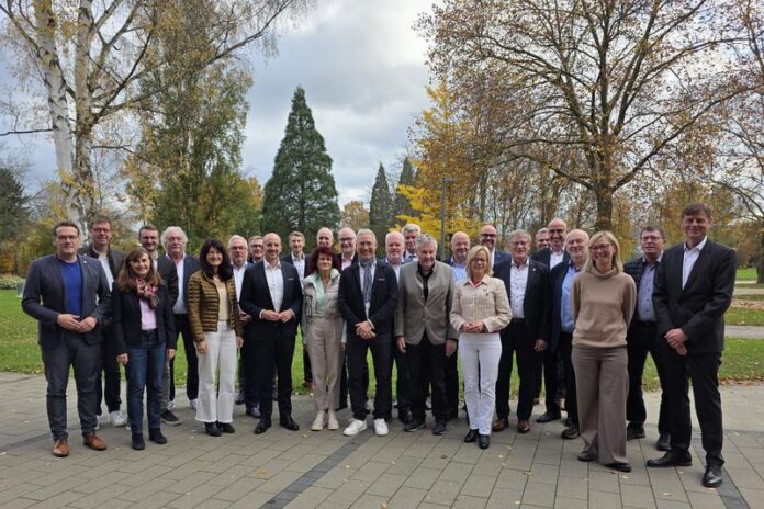Bad Soden-Salmünster zeigt Flagge: Kommunen wollen Verkehrsinfrastruktur stärken und Bürokratie bremsen