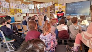 boris meinzer begeistert mit „specht ruprecht" am bundesweiten vorlesetag