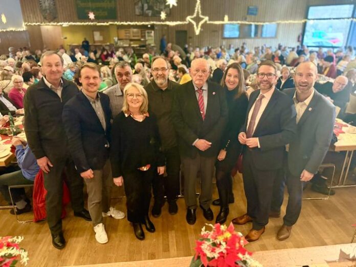 Weihnachtscafé der SPD Heldenbergen-Windecken für Seniorinnen und Senioren ein voller Erfolg – Über 250 Gäste aus allen fünf Stadtteilen