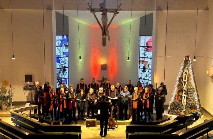 Nidderauer Ave-Eva-Chor verzaubert mit feierlichem Adventssingen