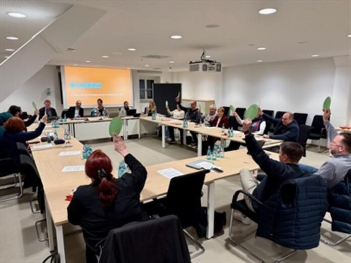 Gemeinsam stark: Neues Leitbild des Hauses für Demokratie und Vielfalt symbolisiert Hanauer Zusammenhalt