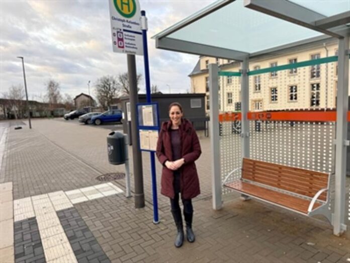 Wetterschutz für Busfahrgäste im Pioneer Park