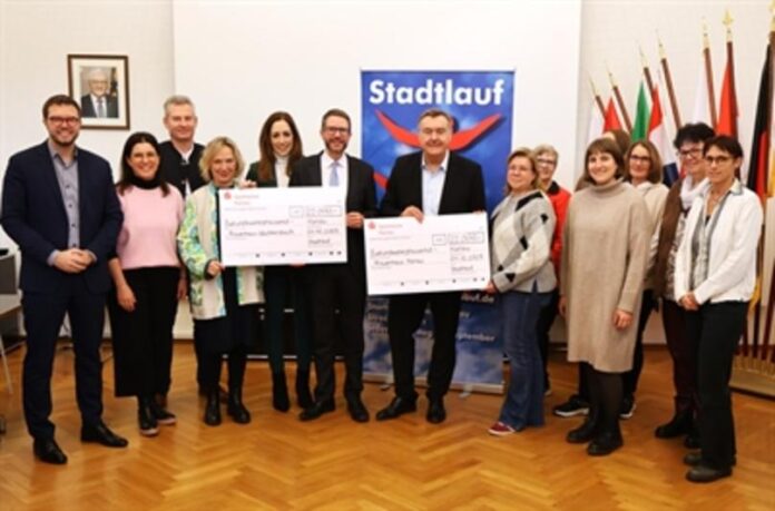 Hanauer Stadtlauf: 44.000 Euro für die Frauenhäuser der Region