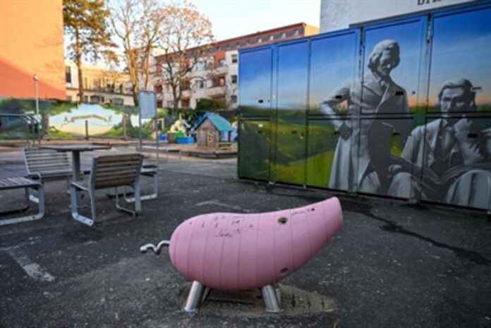 „Vandalismus auf Innenstadt-Spielplatz ist eine Schweinerei“