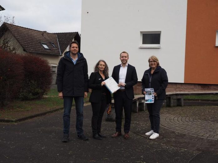 20 neue überdachte Fahrradabstellplätze für die Henry-Harnischfeger-Schule