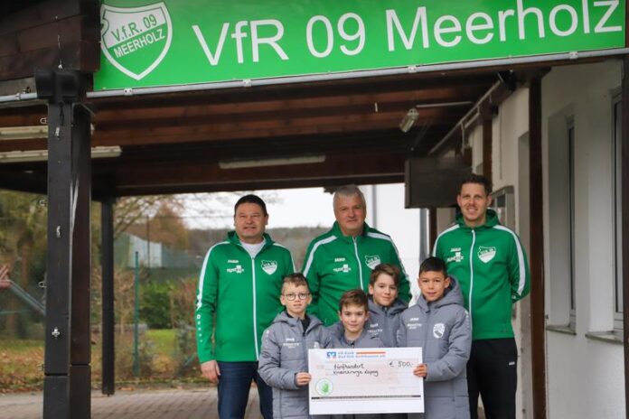 VfR 09 Meerholz — 500 Euro für die Stiftung Kinderchirurgie