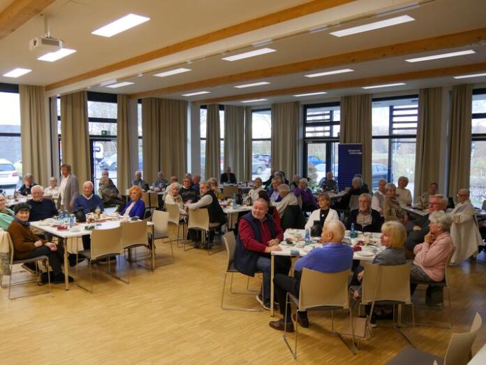 75 Gäste beim Adventskaffee der Senioren-Union Nidderau – Besinnlicher Nachmittag in der NidderhalleFünf Tage Niederbayern – Senioren-Union Nidderau auf Entdeckungstour zwischen Do