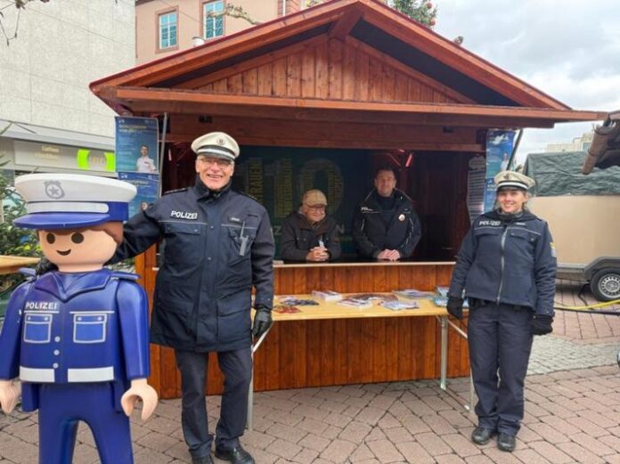 Polizei zeigte auf Weihnachtsmarkt Präsenz: 