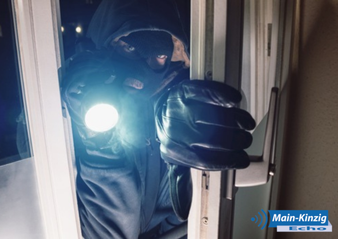 Zeugensuche nach Einbruch in Mehrfamilienhaus - Maintal