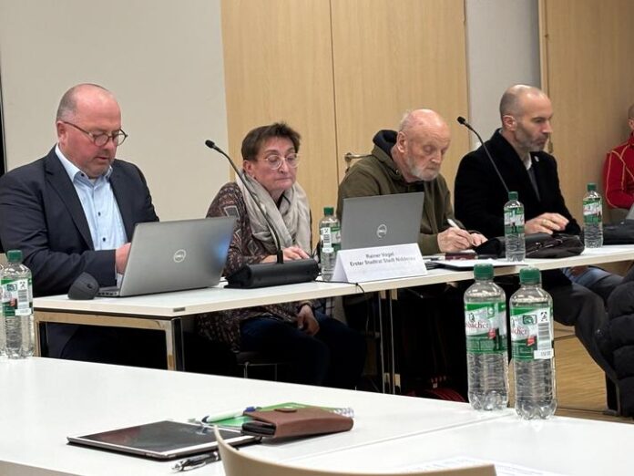 Sanierung kommunaler Sportstätten trotz Finanzprobleme? Entscheidung erst einmal vertagt.